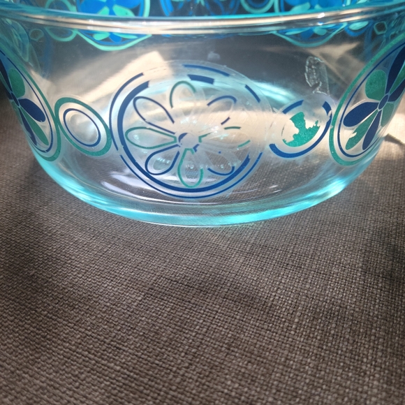 2 Pyrex Blue aqua Glass bowls used - Picture 4 of 7